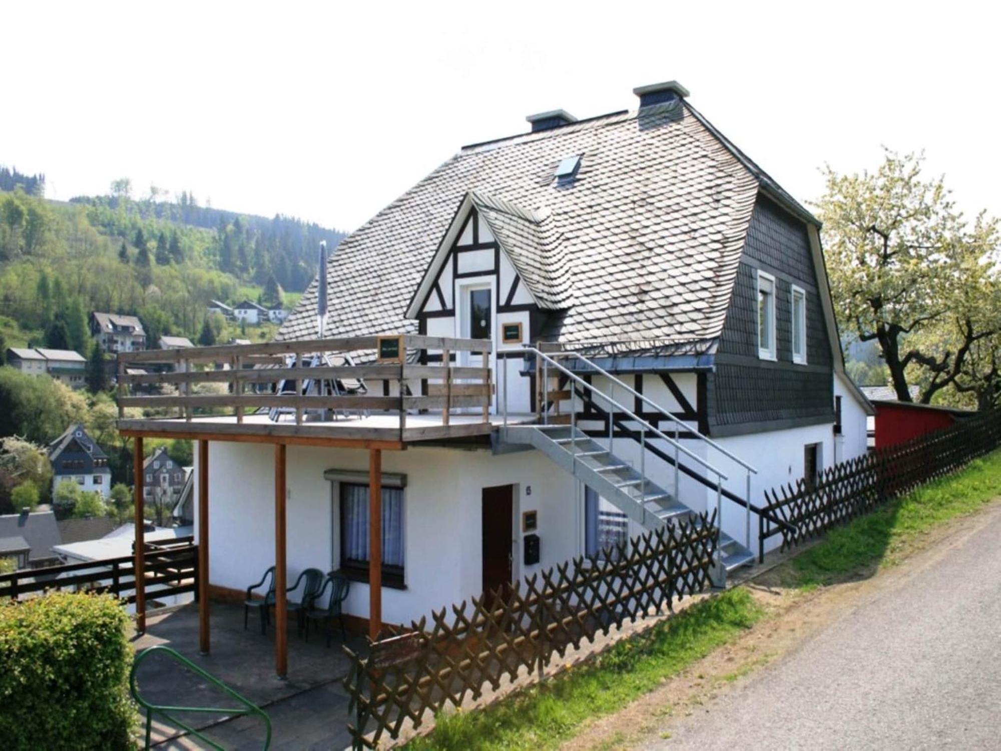 Large Holiday Home In Willingen With Private Garden And Several Terraces Exterior foto